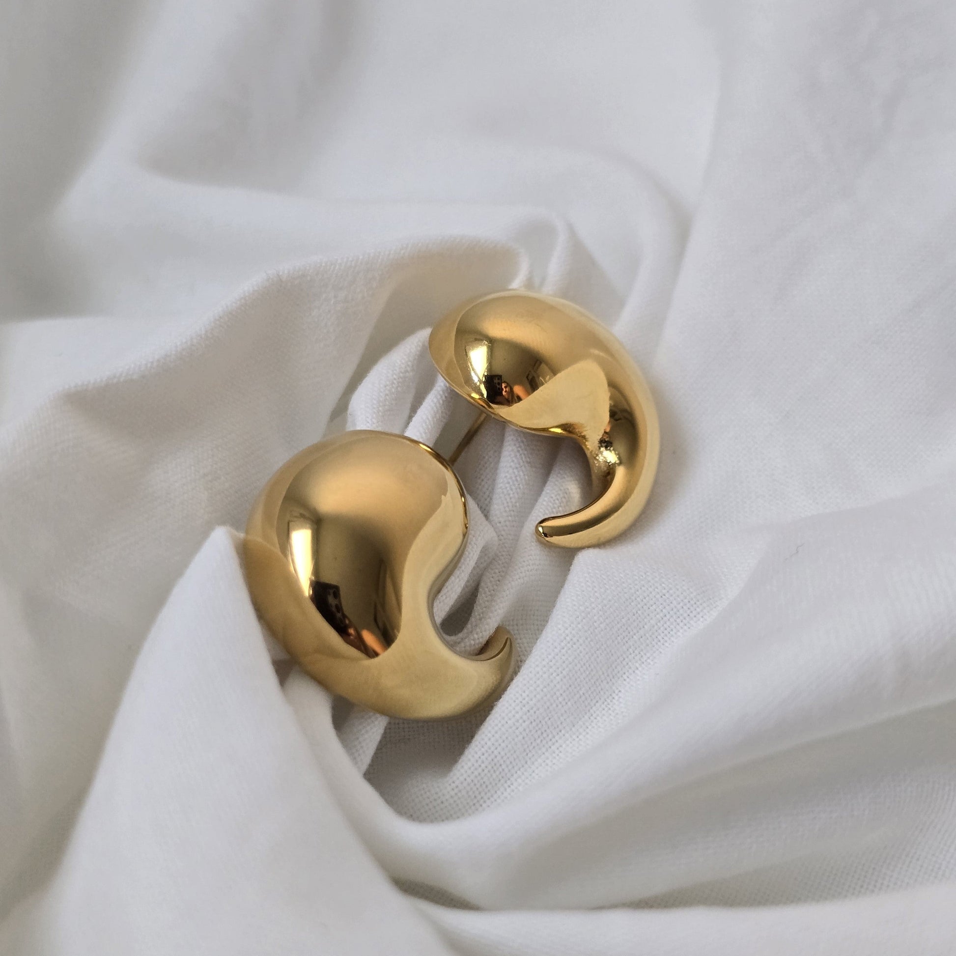 Aretes Gotas Doradas